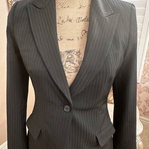 Tahari 2 piece black suit size 4